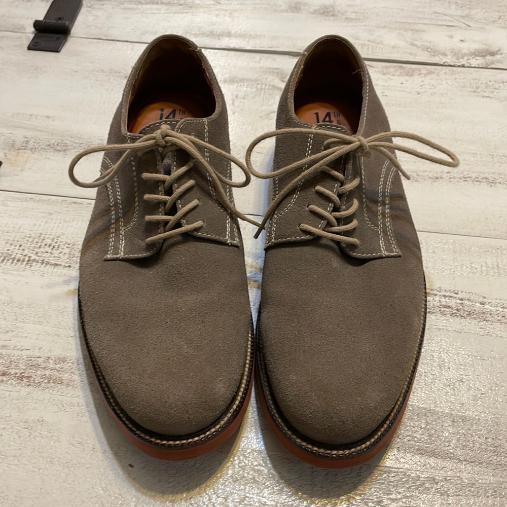 14th & UNIÓN light gray suede loafers, tan shoe laces, rubber soles. Size 8M.